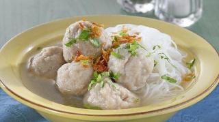 Berani Coba Bakso Ikan Setan di Anambas, Pedasnya Level Dewa