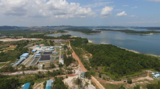 Mitos Dam Duriangkang di Batam, Hunian Etnis Tionghoa dan Buaya Putih