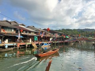 Kelurahan Pancur Lingga, Wajah Hongkong di Kepri