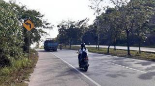 Bukit Daeng, Jalur Perlintasan yang Dipercaya Banyak Makhluk Halus