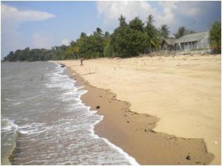 Di Pantai ini, Ada Tangga yang Jumlahnya Sering Berubah-Ubah