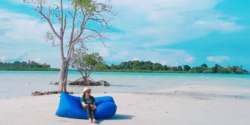 Pantai Elyora, Kembarannya Pantai Reviola yang Kini Popular