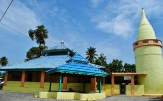 Ini Alasan Menara Masjid Haji Abdul Ghani di Karimun Berbentuk Kerucut