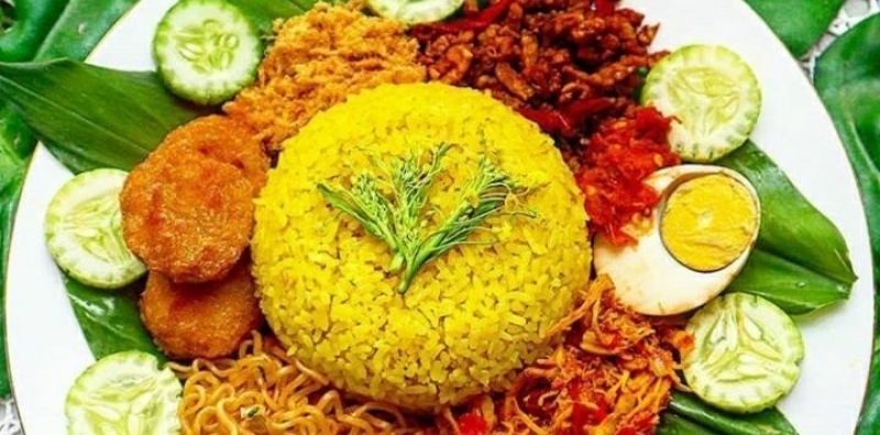 Viral, Warganet Bagikan Tips Bikin Nasi Kuning Secara Instan