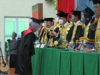 STAIN Kepri Wisuda 96 Mahasiswa