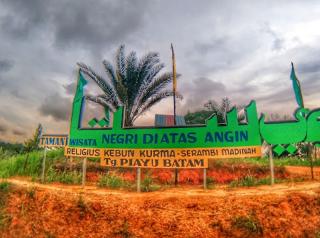 Negeri di Atas Awan ini Ada di Batam Lho..