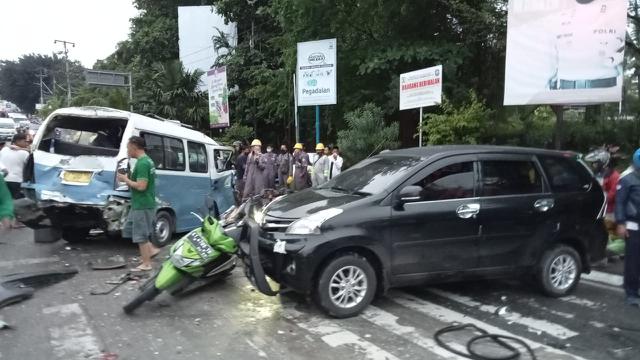 Tabrak Puluhan Kendaraan di Balikpapan, Supir Truk Kontainer Berstatus Tersangka