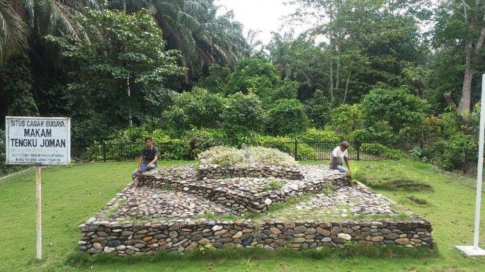 Ini Fakta Makam Berbentuk Bintang di Riau