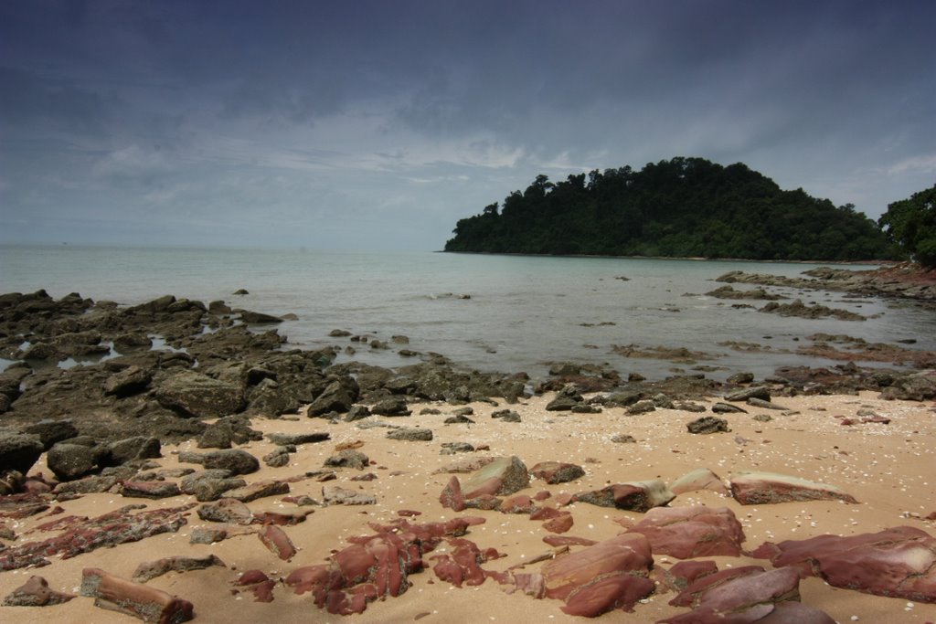 Berkeliling Pulau Sayak Sembari Bersnorkeling Ria, It