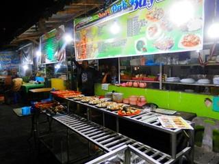 Berburu Seafood di Pinggir Pantai Tanjungpinang, Yuk ke Melayu Square