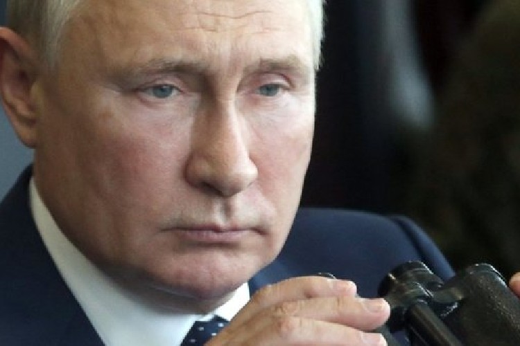 Makin Panas, Putin Bersumpah Serang Ukraina Tanpa Ampun