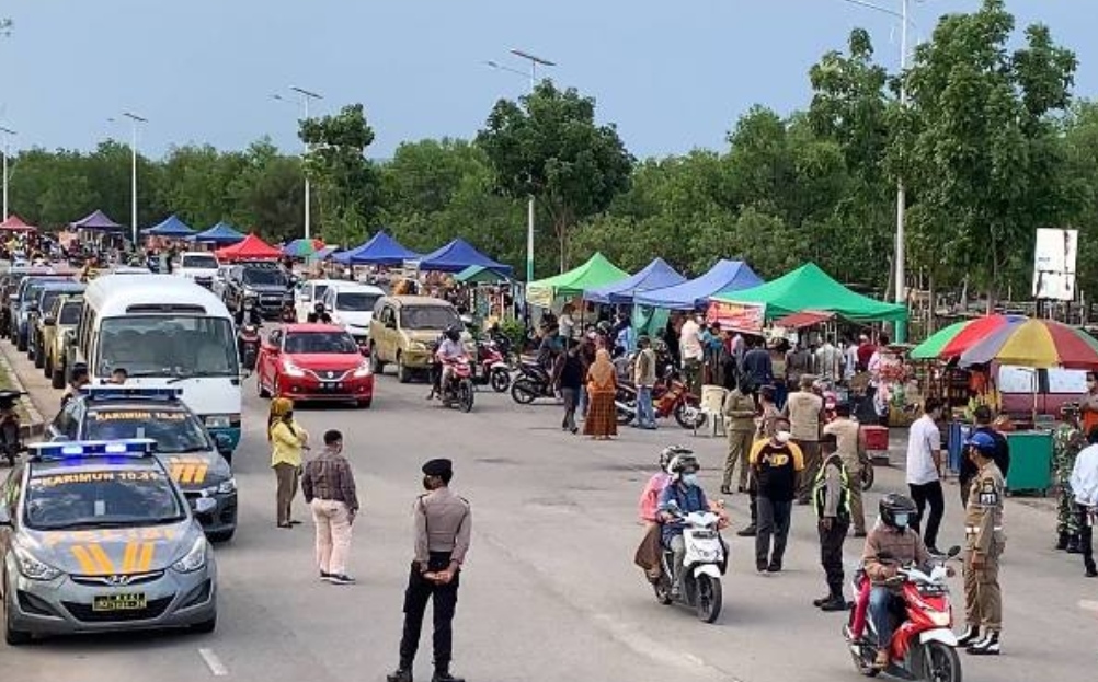 Bupati Rafiq Yaken Status PPKM di Karimun Turon Tahap