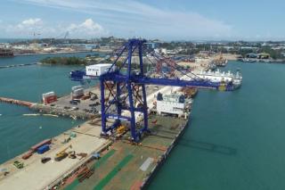 Pelabuhan Batu Ampar Semakin Modern, BP Batam Datangkan STS Crane dari Korsel