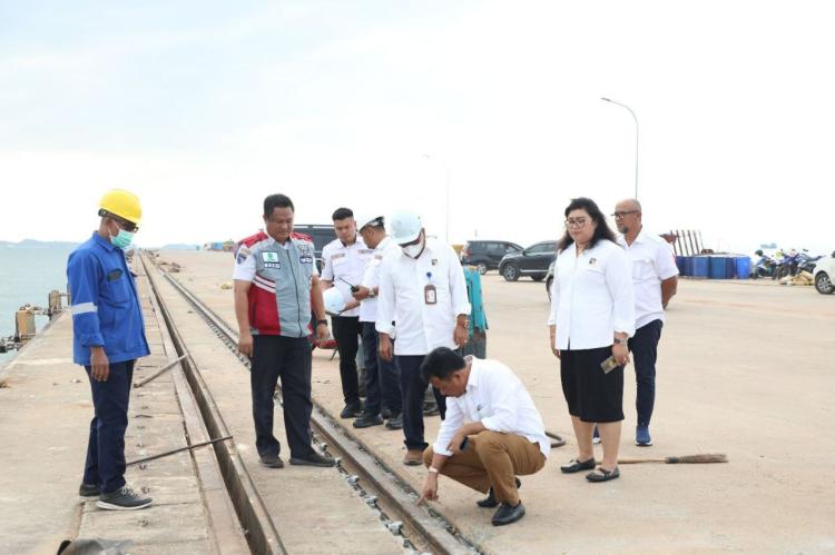 Surplus Neraca Perdagangan Batam Terus Berkembang dengan Kinerja Positif