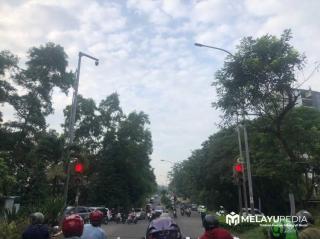 Prakiraan Cuaca Batam Senin: Berawan Pagi, Hujan Ringan Siang hingga Sore