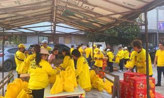 Aksi Sosial Cen Sui Lan, Jeruk Imlek untuk Kebahagiaan Warga Kepri