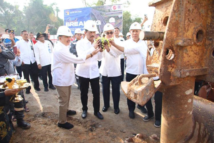 Kepala BP Batam Muhammad Rudi Lakukan Ground Breaking Pembangunan Flyover Sei Ladi