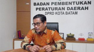 Anggota DPRD Batam Mustofa Soroti Tingginya Jumlah Pencari Kerja di Batam