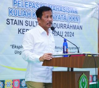 Muhammad Rudi Lepas Ratusan Mahasiswa STAIN Sultan Abdurrahman Kepri untuk KKN