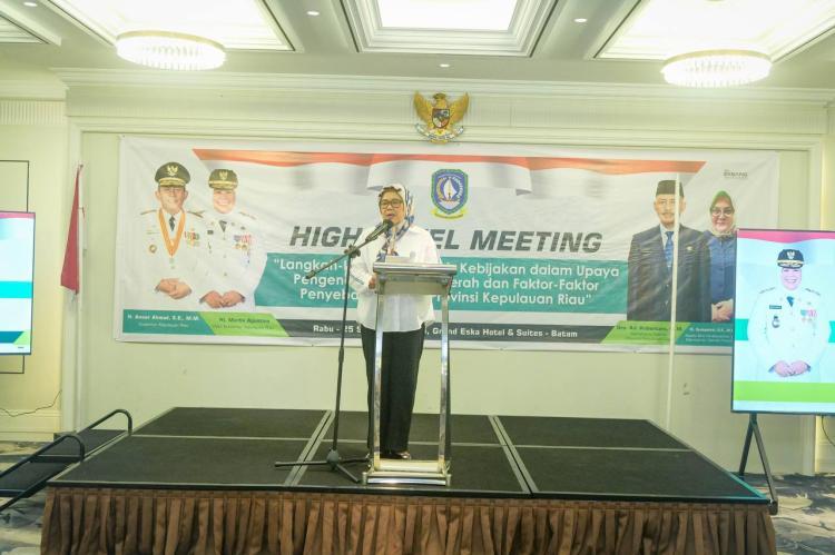 Hari Pertama Jabat Plt Gubernur Kepri, Marlin Agustina Buka High Level Meeting Pengendalian Inflasi